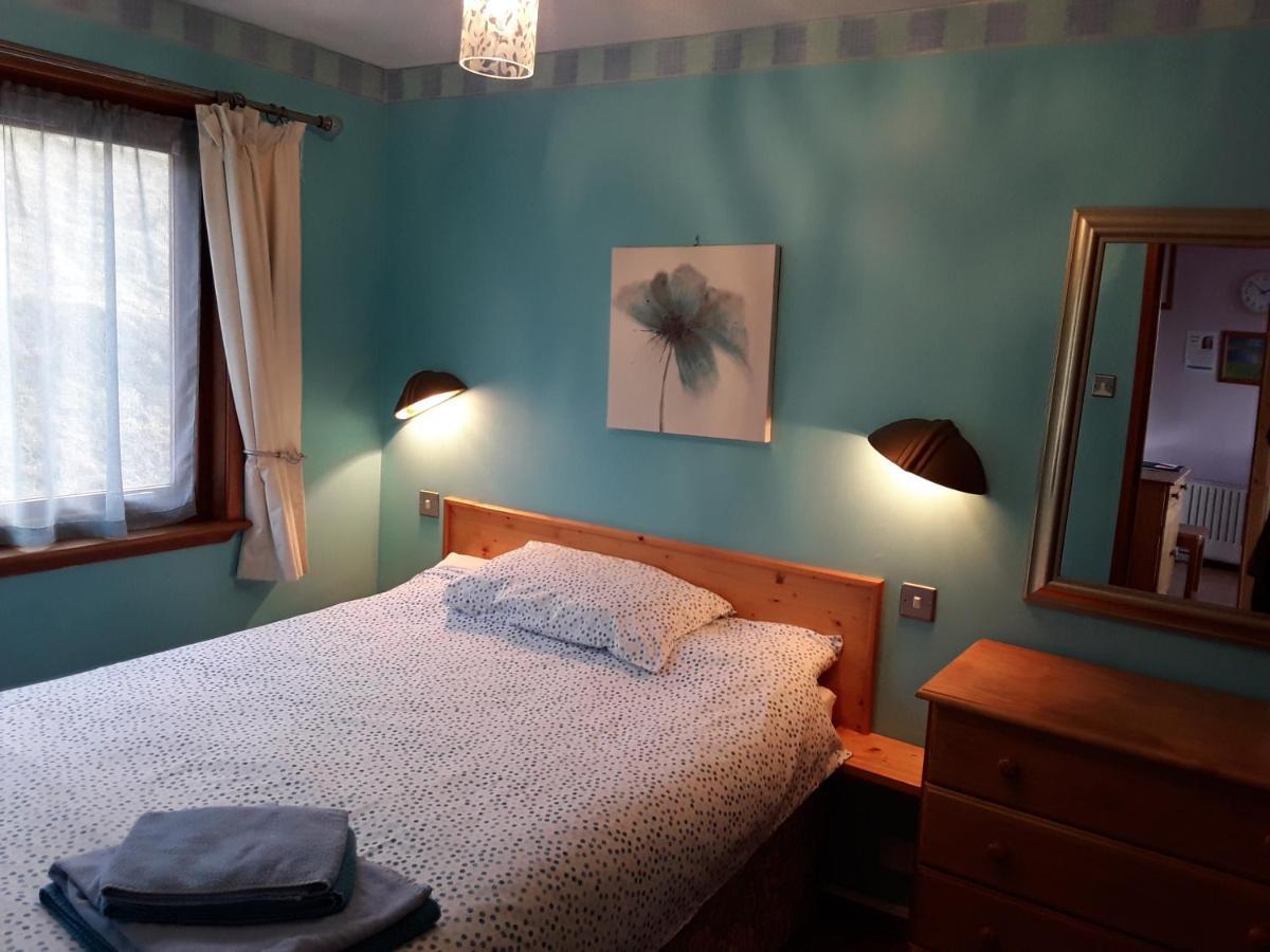 Easterhoull Chalets Scalloway Экстерьер фото